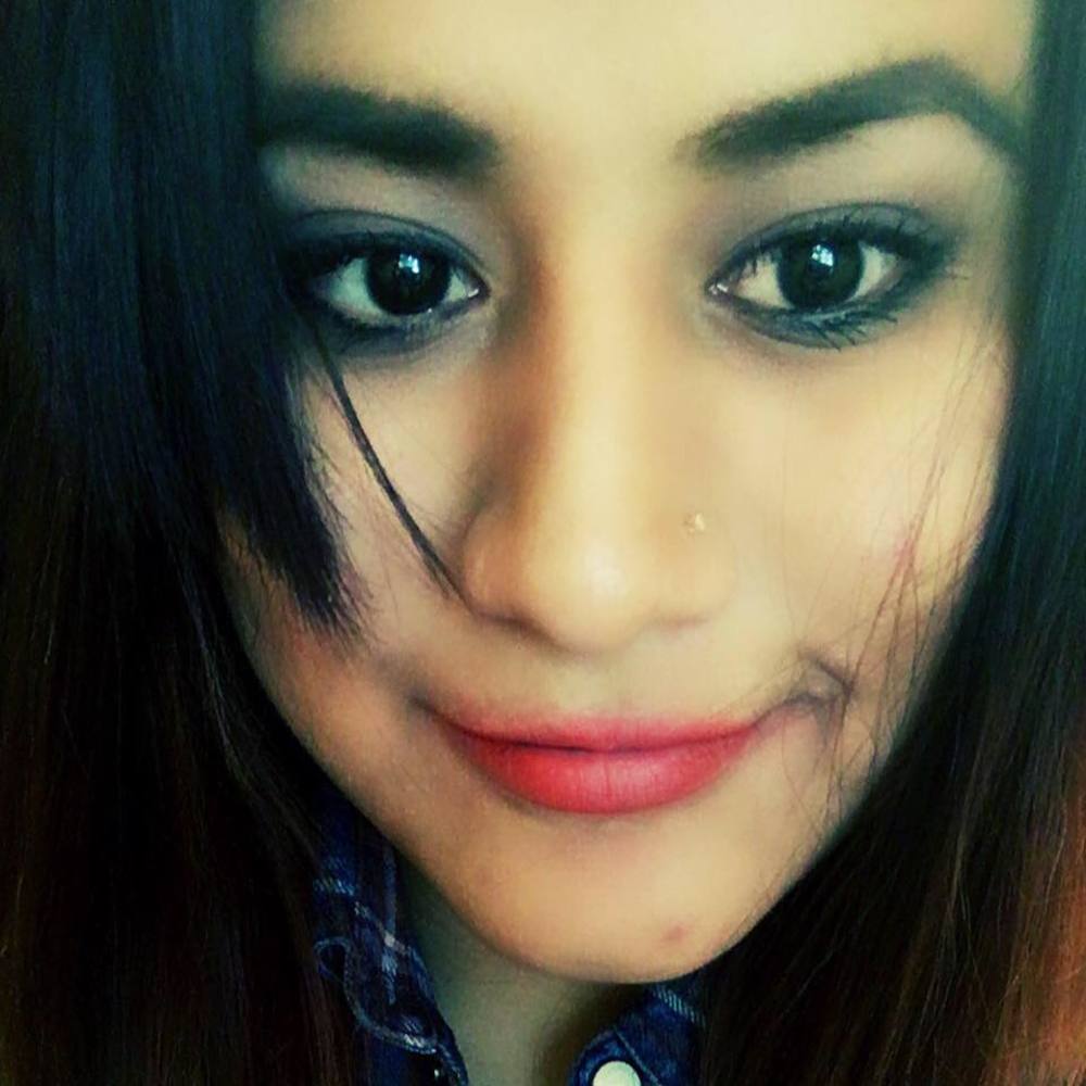 Meet your Posher, Raquel